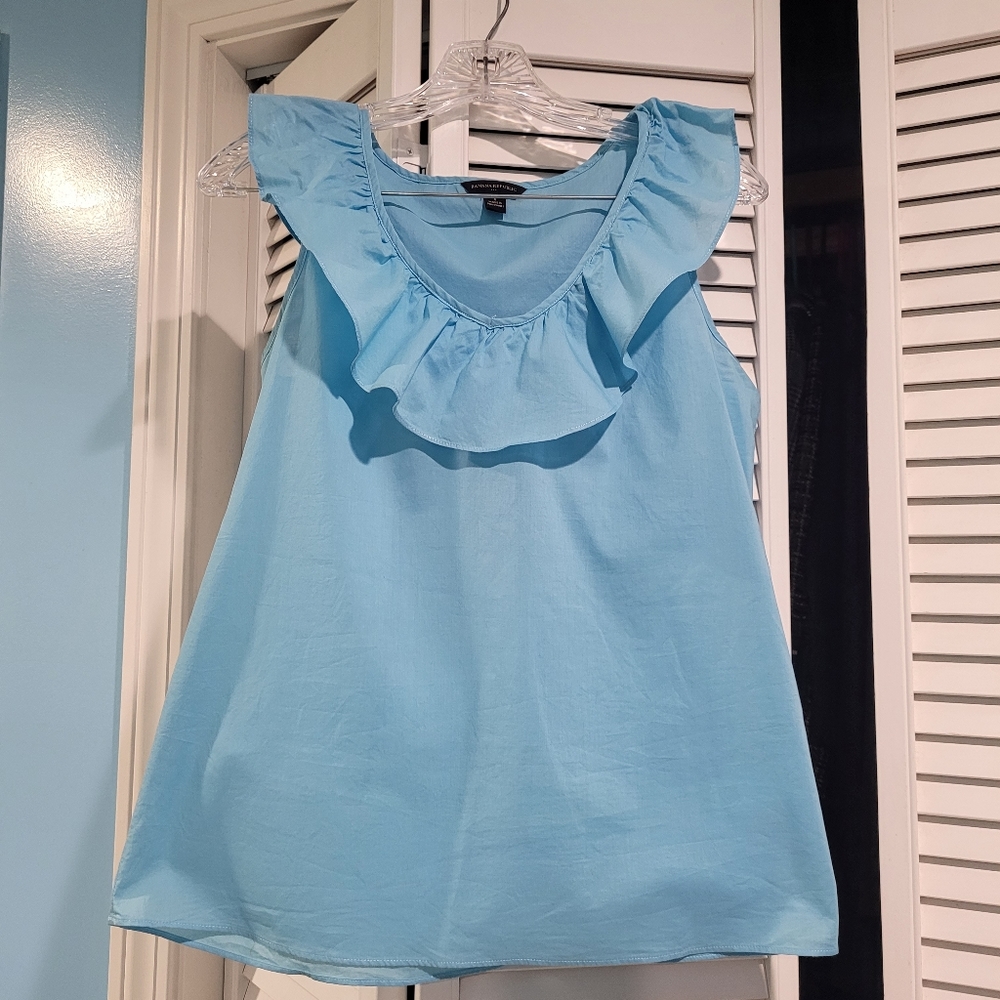 Banana Republic Sleeveless Blouse